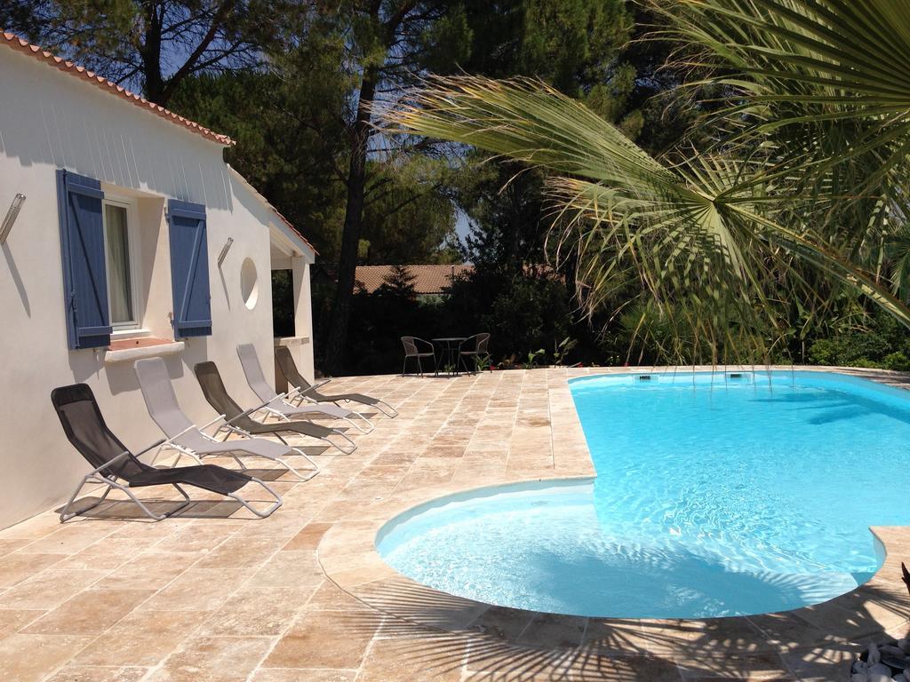 Villa Le Mazet De Trial Aubais Zimmer foto